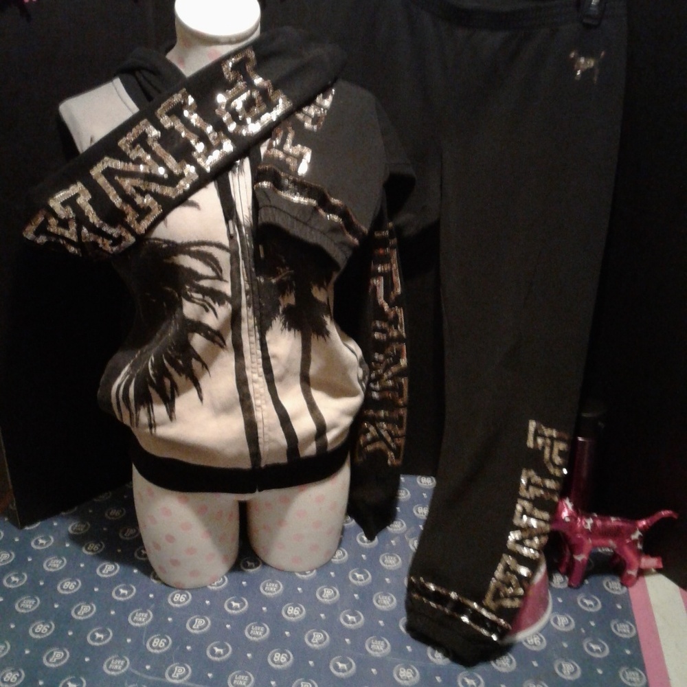 VS PINK Bling Palm Set RARE